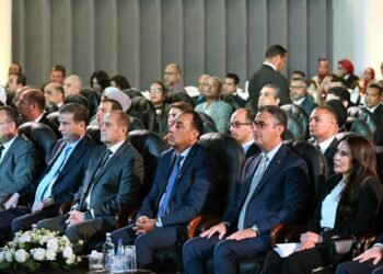 مدبولي يعلن 100 رحلة عمرة لذوي ضحايا ومصابي حادث الإسماعيلية