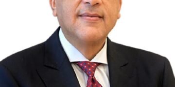 رئيس الوزراء يهنئ الرئيس السيسي بمناسبة ذكرى المولد النبوي الشريف