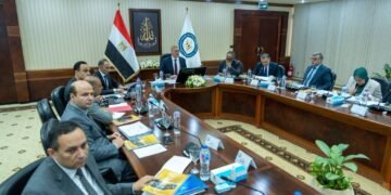وزير البترول: تطوير  معامل تكرير السويس وزيادة ضخ الخام أولوية لزيادة الإنتاج وتعظيم الاستفادة من كل برميل