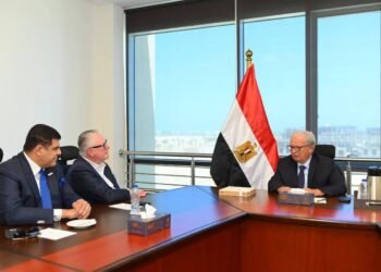 نائب رئيس الوزراء للشؤون الاقتصادية يبحث مستجدات مشروع “برج فوربس العالمي” بالعاصمة الجديدة