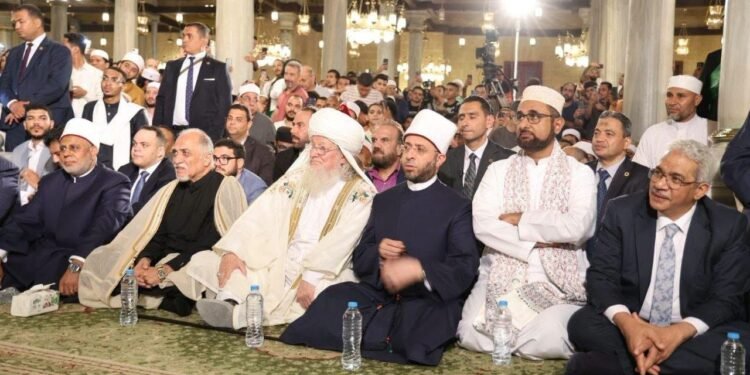 وزير الأوقاف ورئيس جامعة الأزهر والطرق الصوفية يشاركون في احتفال الطرق الصوفية بالمولد النبوي الشريف بمسجد الحسين