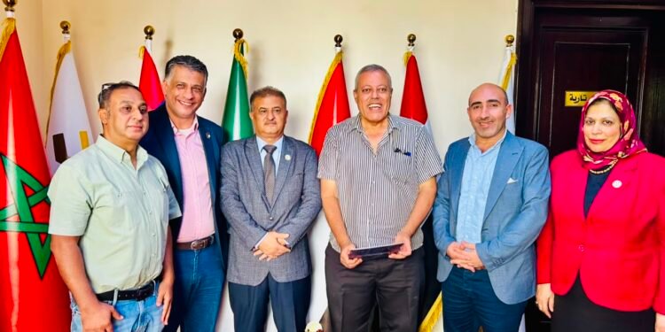 اتحاد الإعلاميين الأفريقي الآسيوي يكرّم نقابة الصحفيين الفلسطينيين ويعلن توسيع برامج التدريب لهم