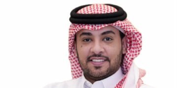 ناصر طويرش الحارثي.. من قاعة المزاد إلى شاشة الخبر… رحلة بناء ثقة