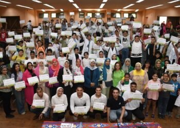 جامعة عين شمس تستضيف طلاب جامعة الطفل ضمن فعاليات البرنامج