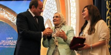 القومي للمرأة يهنئ د.مروة ياسين ود. آمال إسماعيل بمناسبة تكريمهما من السيد رئيس الجمهورية