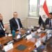 وزير الصناعة يبحث مع “كيكيلا” الأوروبية إقامة مصنع لإنتاج التربة البديلة بالتعاون مع “أجري فينتشر”