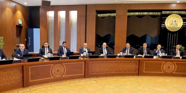 لجنة الطروحات الحكومية تقر تحديث تقييم بنك القاهرة وفق قوائم يونيو 2026