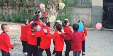 الحزاوي تعيد تفعيل مبادرة “صوّر فرحة أول يوم دراسة” مع انطلاق العام الدراسي الجديد