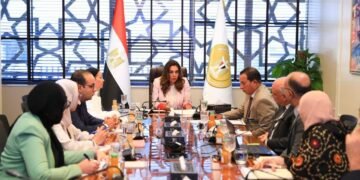 وزيرة البيئة تتابع مستجدات مشروع توظيف الكائنات الحية الدقيقة النافعة “EM” في مواجهة التحديات البيئية بالتعاون مع منظمة “EMRO” اليابانية