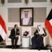 ولي عهد الكويت يستقبل رئيس الوزراء لبحث أوجه التعاون والتنسيق المشترك بين البلدين