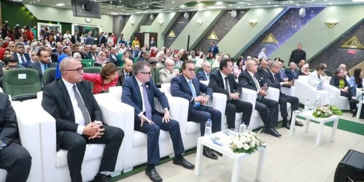 الدكتور خالد عبدالغفار يشهد إطلاق نتائج المسح الصحي للأسرة المصرية 2025