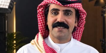 الشاعر السعودي شاهر السرحاني يقتحم السينما المصرية بفيلم قصير يجمع الشعر والدراما