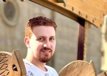 أحمد منير.. من صناعة المحتوى إلى إدارة الإعلانات وبناء هاشتاج غيّر قواعد التسويق العقاري
