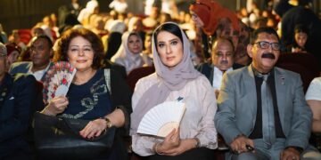 شهناز عبدالرازق من «طفولة فوق العادة»: الشعر رسالة للإنسانية والسلام