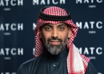 من الاقتناء إلى المعرفة.. كيف حوّل عمرو راشد شغفه بالعطور إلى محتوى نوعي؟