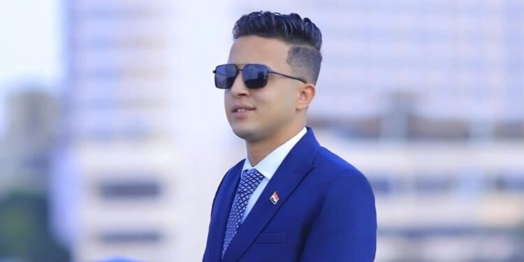 محمد عاشور أبو عبد الحميد يكتب “بناة المجد أم أسرى الشاشات؟” هكذا نُعيد توجيه طاقات الشباب