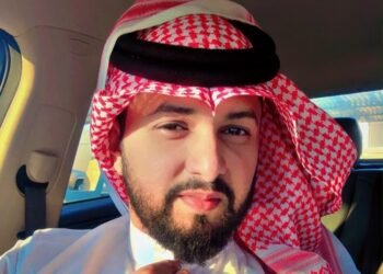 حمزه المشرفي.. ظاهرة شبابية تجمع بين الدين والتأثير الاجتماعي