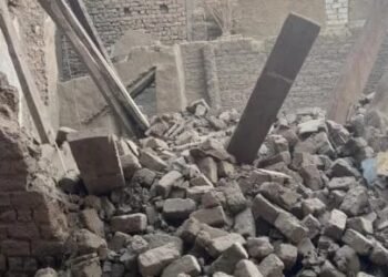 مصرع طفلين وإصابة الأم إثر انهيار منزل بقرية برهمتوش فى الدقهلية