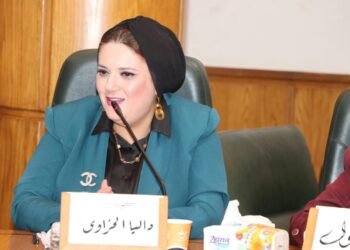 داليا الحزاوي في حملة “بالوعي تُبنى الأوطان”: الحوار خط الدفاع الأول لحماية الأبناء رقمياً