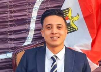 الكاتب الصحفي والإعلامي محمد عاشور أبو عبد الحميد: “عصر الصحفي الشامل فرض أدوات جديدة.. والوعي الرقمي هو سلاح الإعلامي الحديث”