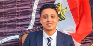 الكاتب الصحفي والإعلامي محمد عاشور أبو عبد الحميد: “عصر الصحفي الشامل فرض أدوات جديدة.. والوعي الرقمي هو سلاح الإعلامي الحديث”