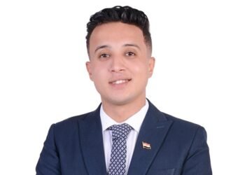 الكاتب الصحفي محمد عاشور أبو عبد الحميد في رسالة مؤثرة: “الفشل ليس سوى بداية حقيقية للنجاح.. والإصرار هو مفتاح العبور نحو القمة”