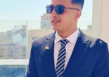 الكاتب الصحفي محمد عاشور أبو عبد الحميد: أيقونة الصحافة والاعلام بقرية أولاد سلامة المنشاة سوهاج