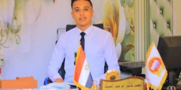 السيرة الذاتية والمهنية للكاتب الصحفي والاعلامي محمد عاشور ابو عبد الحميد