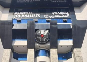 «الصحفيين» تتقدم ببلاغ للنائب العام وشكوى لوزير الداخلية للمطالبة بالإفراج عن 6 صحفيين