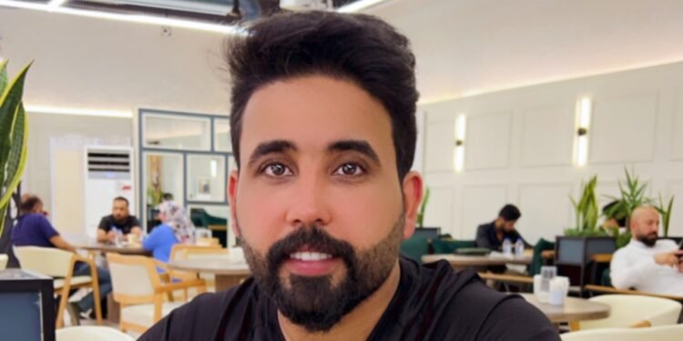 أحمد البجاري يصرح: التنوع الدرامي والأدوار المعقدة هي الطريق الوحيد للاستمرارية في أذهان الجمهور
