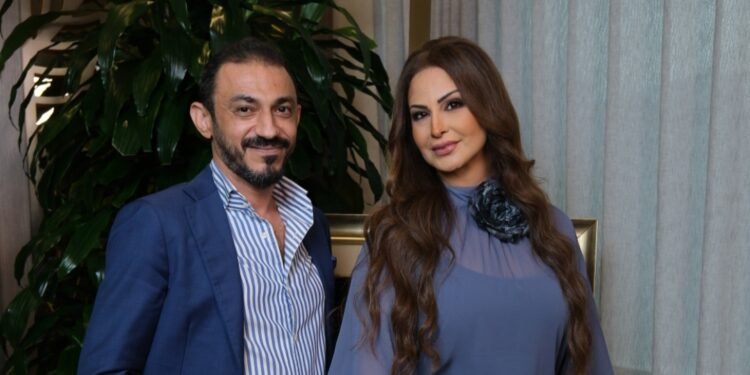تجارب صنعت الفارق في دبي.. فيروز المرزوقي تلتقي خبير الاستثمار مصطفى دياب في انطلاقة برنامجها الجديد