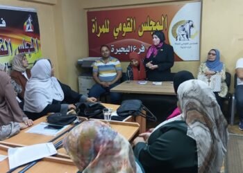 ضمن مبادرة معا بالوعى نحميها “حملة طرق الأبواب”