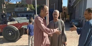 جهود مكثفة ومتابعة ميدانية.. الشيباني وأبو خروف يتابعان أعمال رصف وتمهيد طريق الشيخ محمد صديق المنشاوي