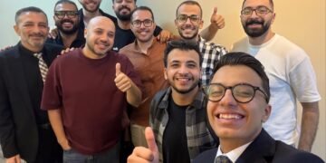 بعد أن لقبه الجمهور بـ«صوت الشعب».. حمدى عاشور يناقش حروب الوعى بفيلم «أحلام ع الوعي»