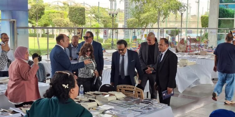 تحت شعار “بالوعي نبنيها”.. افتتاح ‏معرض الجزيرة الأول للكتاب