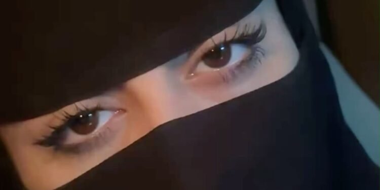 صانعة المحتوى ليلي عطيف.. حكاية نجاح بدأت بخطوة صغيرة